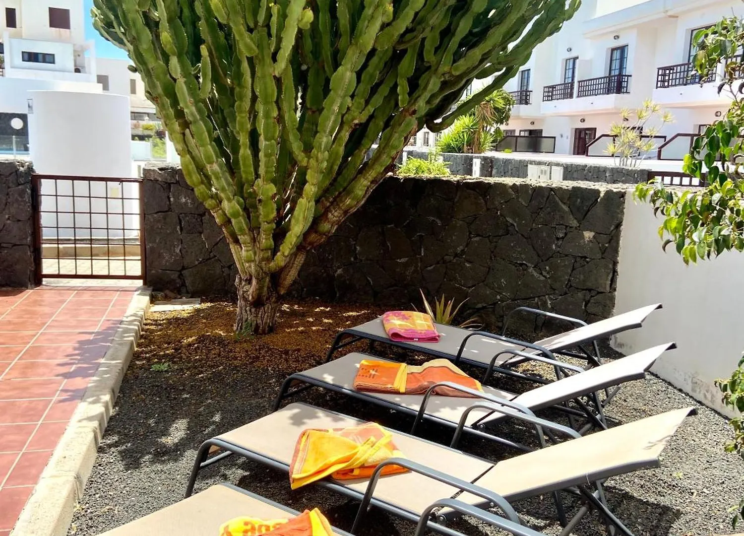 Casa Inma Las Piteras. Sol Y Agua Costa Teguise Spain